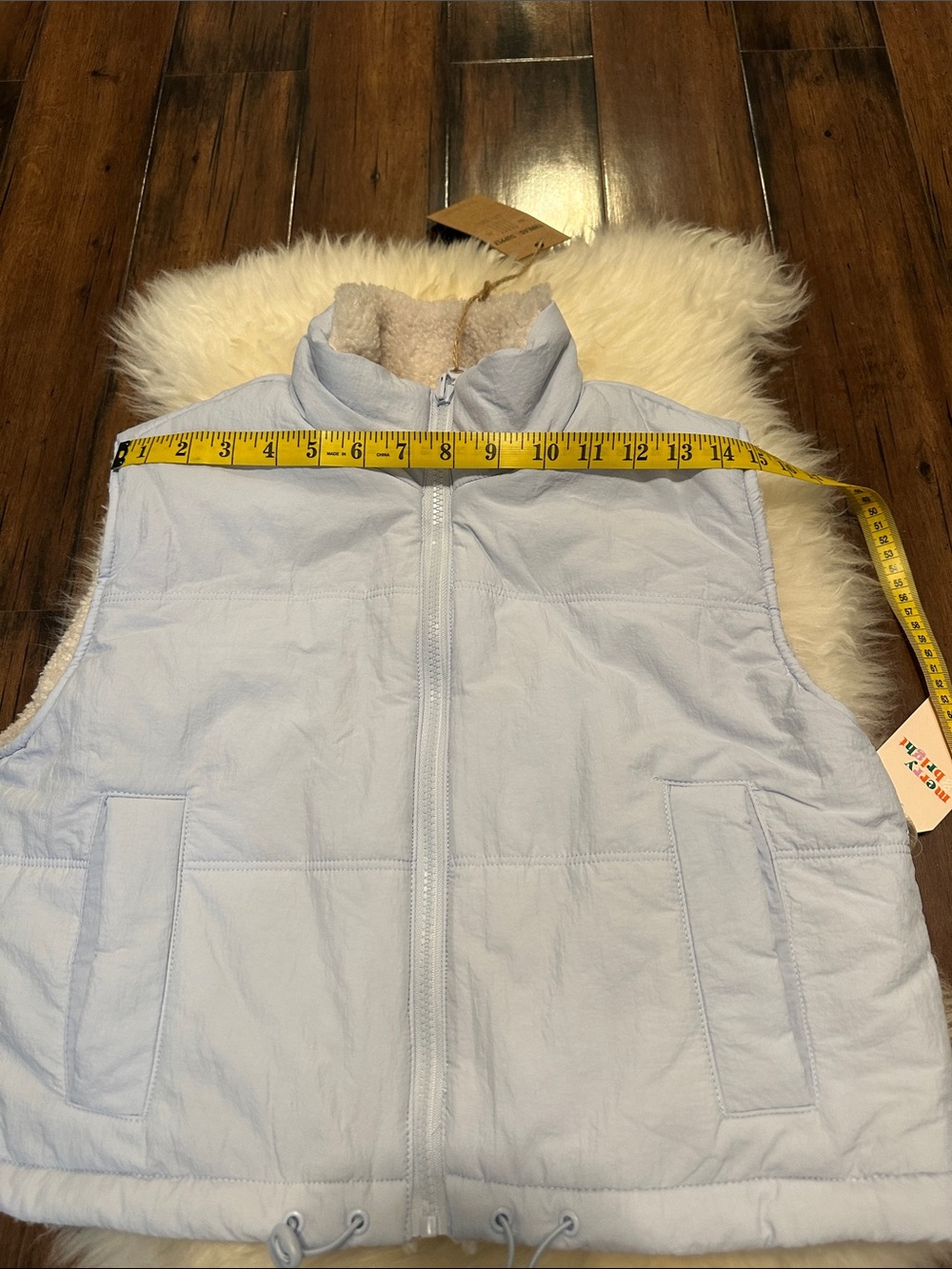 New vest with pockets - Picture 11 of 14